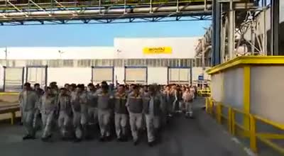 Bursa Renault'da eylemler sürüyor!