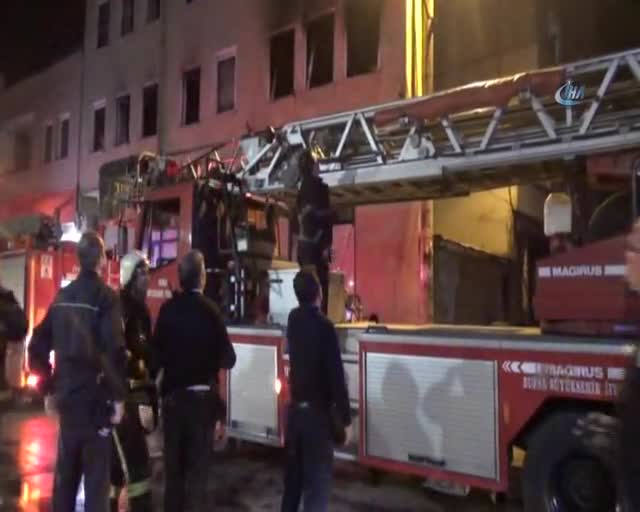 Bursa'da Suriyeli ailenin evinde yangın!