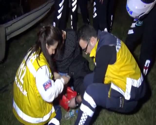 Bursa'da uyuşturucu yüklü araç polisten kaçarken kaza yaptı!