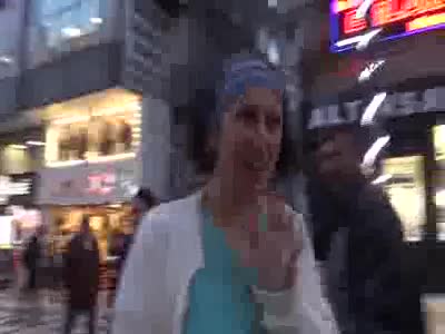 Heykel adam iş başında
