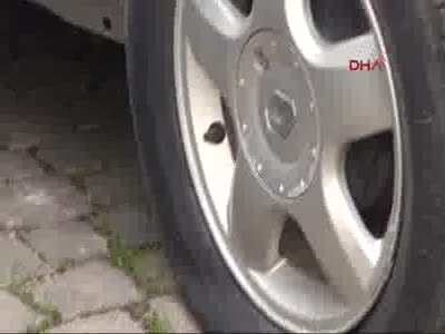 35 aracın lastikleri kesildi