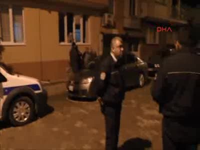 Üniversiteli kız öğrencilerin evinde korku gecesi