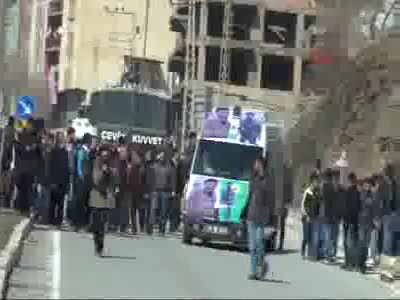Cizre'de ölen PKK'lı, Hakkari'de toprağa verilirken olay çıktı