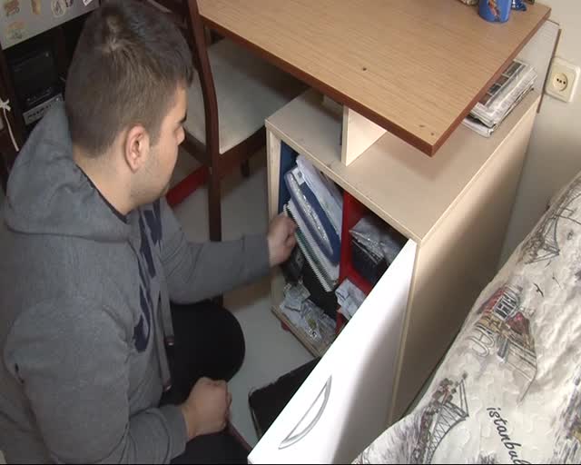 Bursa'da henüz 18 yaşında, bir oda dolusu parası var!