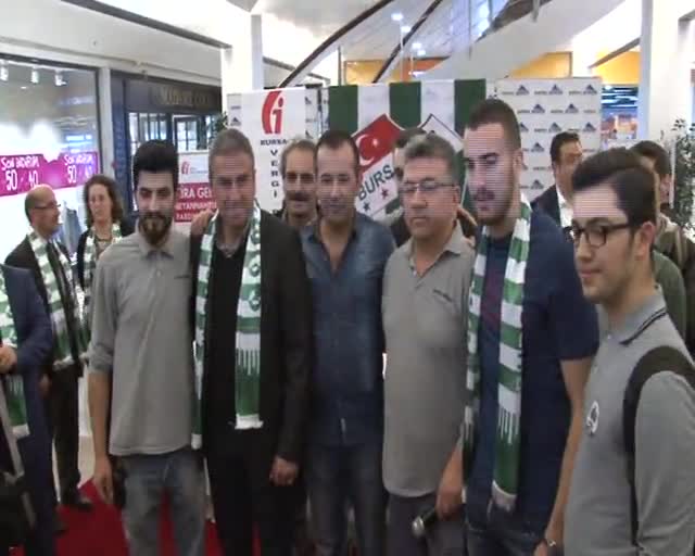 Bursasporlu futbolcu ve yöneticiler etkinlikte buluştu