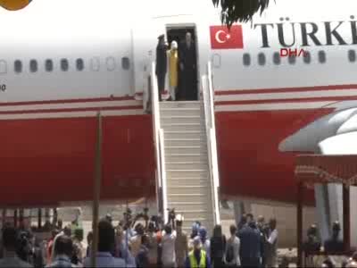 Cumhurbaşkanı Erdoğan Gine'de