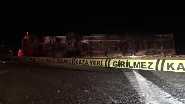 Okmeydanı'nda polis aracına silahlı saldırı