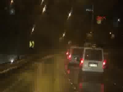 İzmir'de terör operasyonu: 4 gözaltı