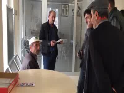 Telefon dolandırıcılarına 50 bin lirasını kaptırdı