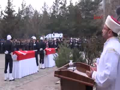 Şehitler memleketlerine uğurlandı