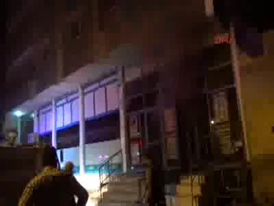 Markete molotoflu saldırı