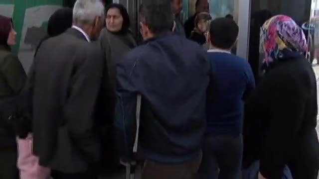 Engelli vatandaş engelli asansörüne binemedi!