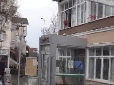 Hayvanseverlerden köpeklerin zehirlenerek öldürülmesine tepki