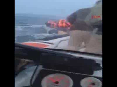 Sahil Güvenlik Komutanlığı'ndan Bademli'deki göçmen botu iddialarına yanıt