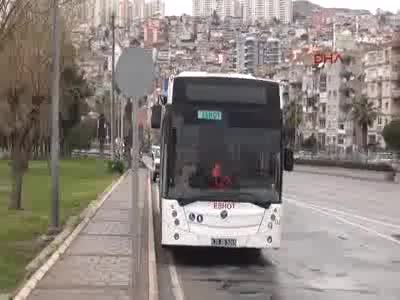 Çanta otobüste fünyeyle patlatıldı