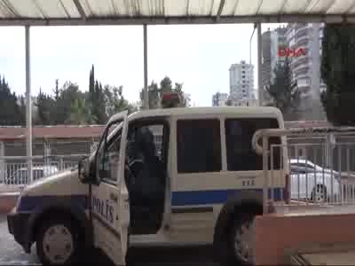 Sokak ortasında koca dayağı