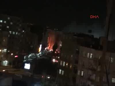 Diyarbakır'da çatışma devam ediyor, helikopter havadan destek veriyor
