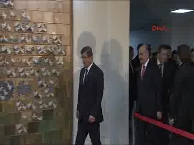 Davutoğlu: Ankara'da yüreğimizi yakan hain bir saldırı ile bir kez daha karşı karşıya kaldık