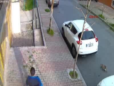 80 yaşındaki ev sahibini bıçaklayarak öldürmüş