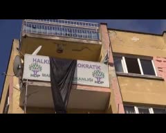 Manisa'da, HDP eş başkanlarıyla birlikte 10 kişi gözaltına alındı