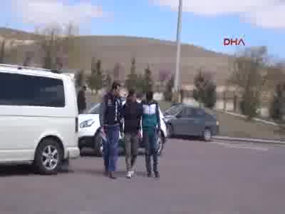 Kavgayı ayırmak isterken öldü