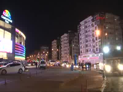 Diyarbakır'da AVM'de silah sesleri büyük panik yarattı