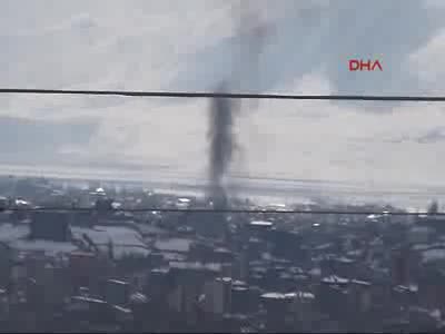 Yüksekova'daki top atışları sürüyor