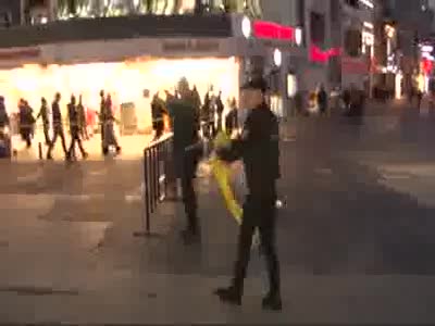 İstiklal Caddesi yayalara açıldı