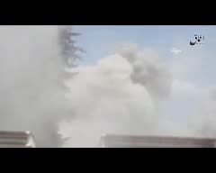 Musul'daki hava saldırısı kameraya yansıdı