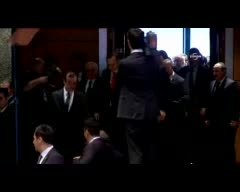 "Siz kimsiniz ya!"