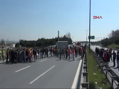 İstanbul'da yol kapama eylemi