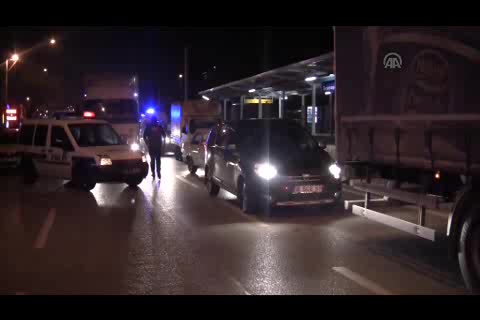 Bursa'da korkunç kaza! Alkol can aldı! (2)