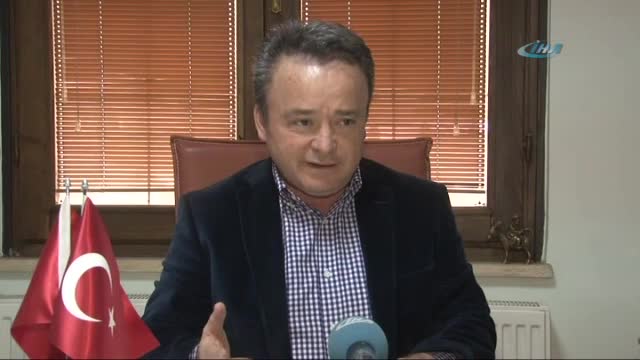 Adıyaman'da park halindeki otomobil kundakladı