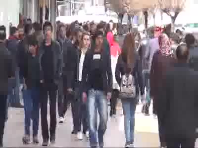 İranlılar Van'a akın etti
