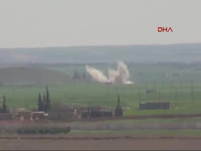 Kilis sınırındaki obüsler IŞİD'i vuruyor