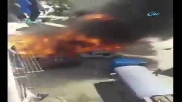 Devrilen tanker bir anda alev aldı!