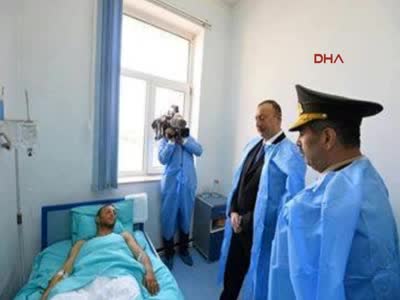 İlham Aliyev yaralı askerleri ziyaret etti
