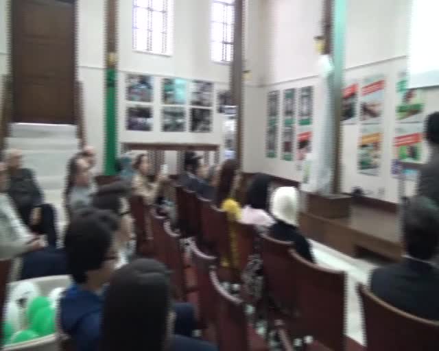 "Çocuklarınıza interneti yasaklamayın"