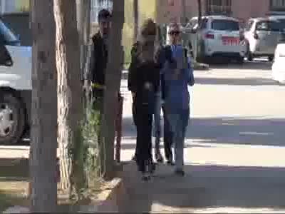 Azerbaycanlı kadınları iş vaadiyle erkeklere pazarlıyorlar