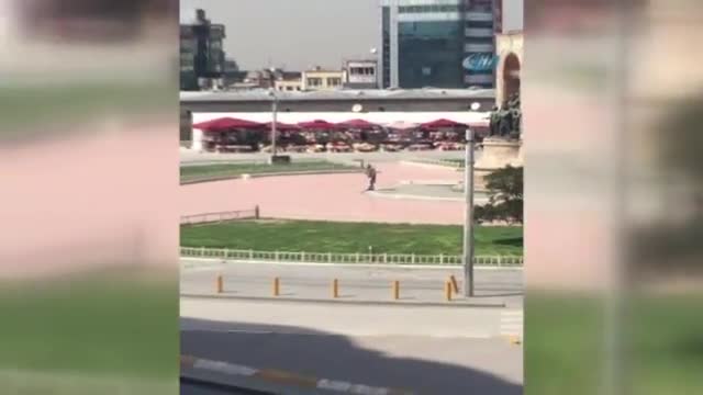Taksim Meydanı karıştı!