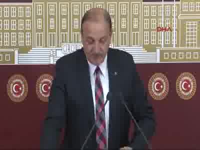 Oktay Vural, TBMM'de basın toplantısı düzenledi