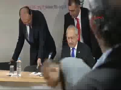 Kılıçdaroğlu: bir daha söylüyorum vakfın önüne yatıyorsun