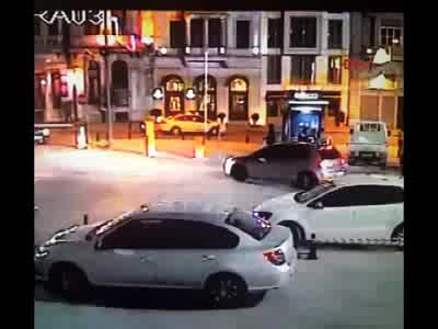 İSPARK görevlisine silahlı saldırı anı kamerada