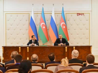 Cumhurbaşkanı Aliyev, Rusya Başbakanı Medvedev'i kabul etti