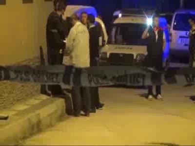 Cep telefonunu gasp edip bıçakladılar