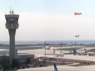 Pilot: Yolcumuz şuan baygın durumda