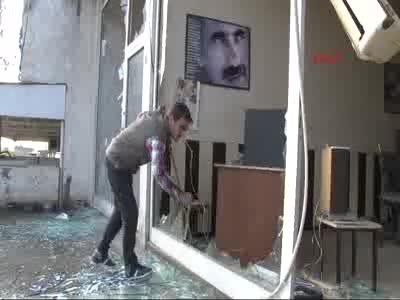 Diyarbakır Hani' deki saldırıda zarar gören işyerlerinin gündüz görüntüleri