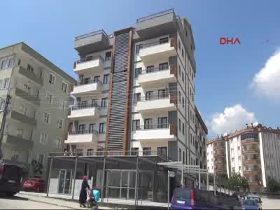Bursa'da üniversiteli Nermin, 5'inci kattan ölüme atladı