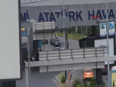 Suudi Arabistan Kralı ülkesine döndü