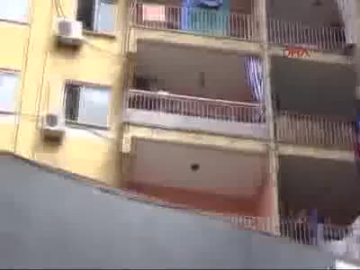 Fuhuş baskınında 6'ncı kattan atlayan kadın ölümden döndü